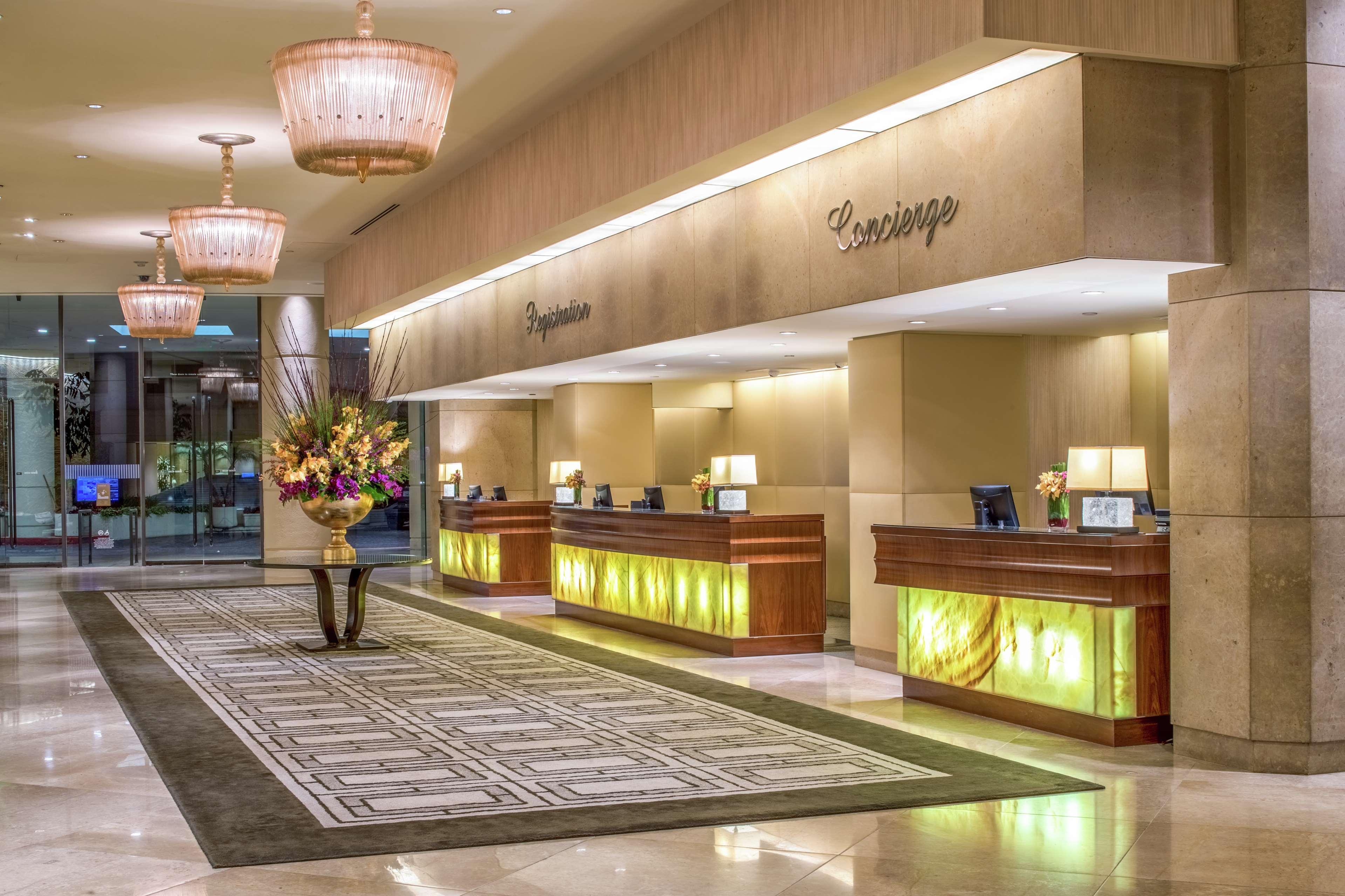 Hotel The Beverly Hilton