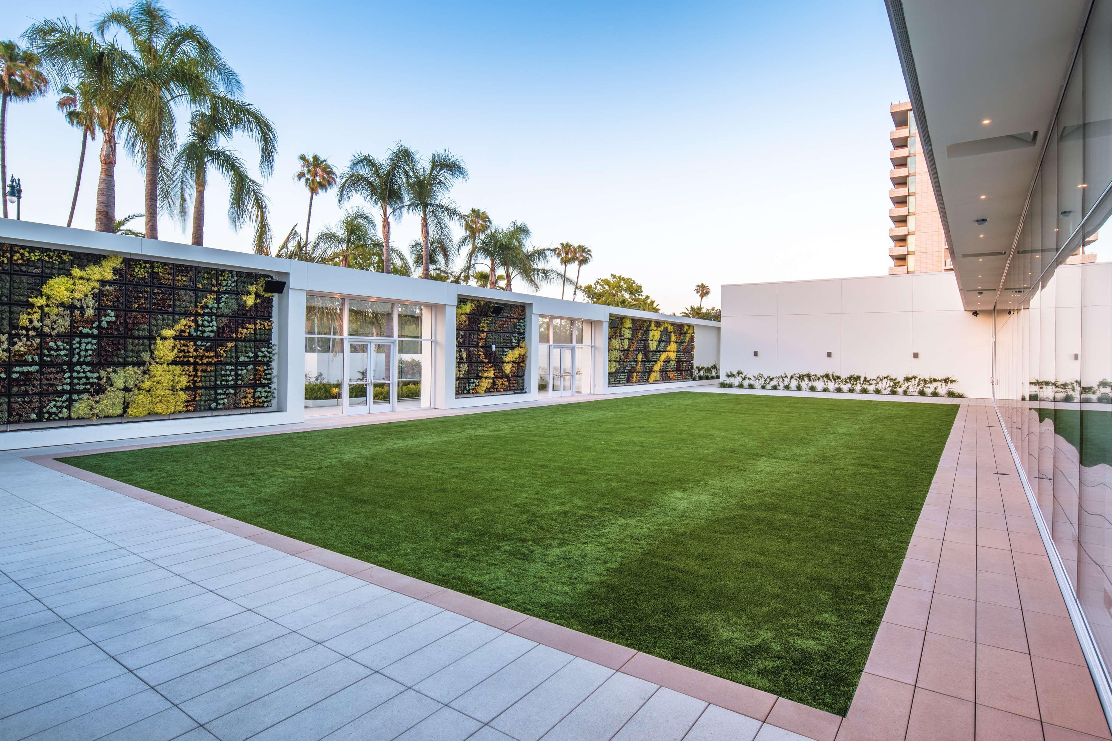 Hotel The Beverly Hilton 4*