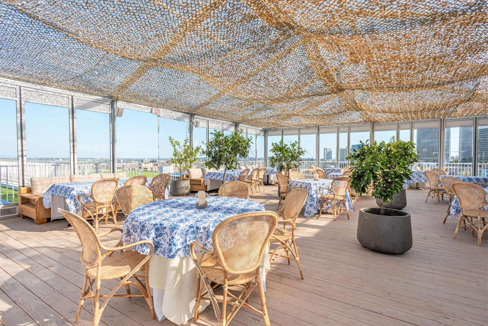Hotel The Beverly Hilton 4*
