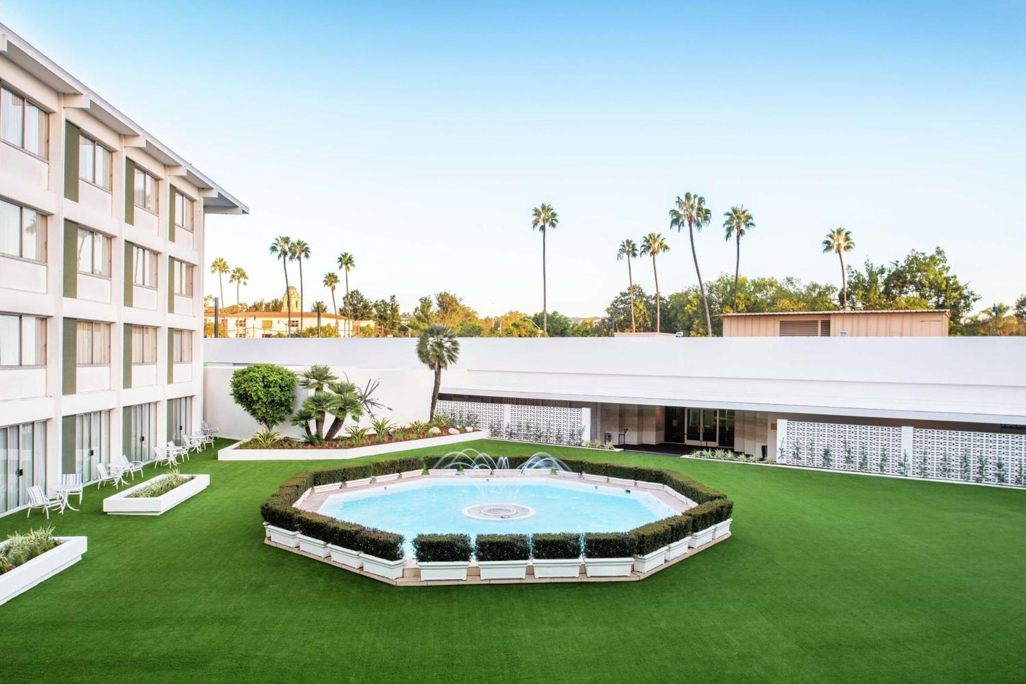 Hotel The Beverly Hilton 4*